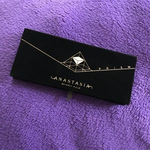 Anastasia Beverly Hills Prism Palette
